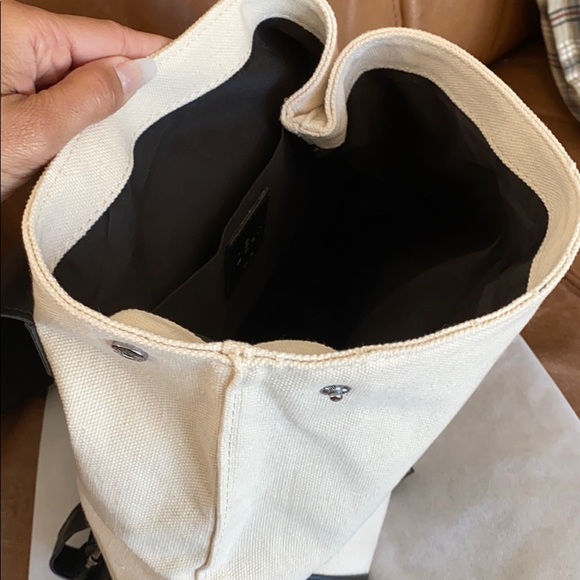 NWOT Deux Lux Canvas faux leather purse/backpack - Picture 5 of 8